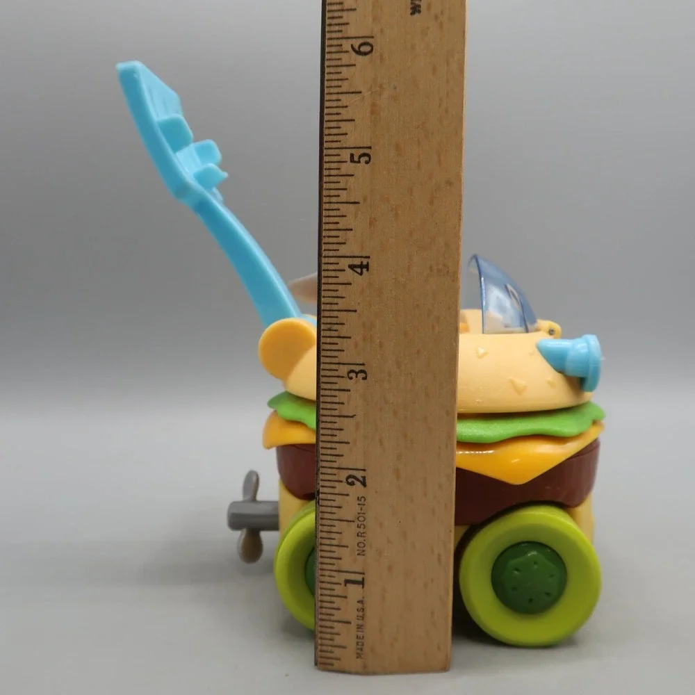 2013 Mattel Spongebob Squarepants Krabby Patty Wagon Hamburger Car & Figure